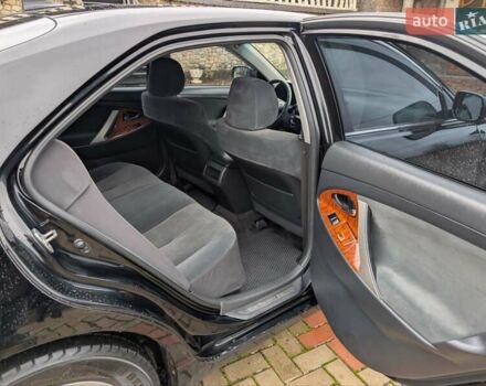 Черный Тойота Камри, объемом двигателя 2.4 л и пробегом 238 тыс. км за 7699 $, фото 22 на Automoto.ua