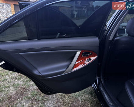 Черный Тойота Камри, объемом двигателя 3.5 л и пробегом 70 тыс. км за 17000 $, фото 13 на Automoto.ua