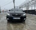 Черный Тойота Камри, объемом двигателя 2.4 л и пробегом 260 тыс. км за 10500 $, фото 1 на Automoto.ua