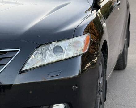 Чорний Тойота Камрі, об'ємом двигуна 3.46 л та пробігом 225 тис. км за 10300 $, фото 62 на Automoto.ua