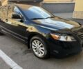 Чорний Тойота Камрі, об'ємом двигуна 2.4 л та пробігом 260 тис. км за 9200 $, фото 2 на Automoto.ua