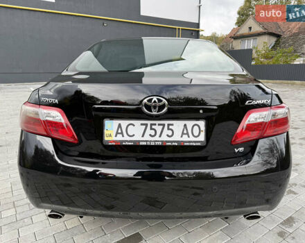 Черный Тойота Камри, объемом двигателя 3.5 л и пробегом 246 тыс. км за 11000 $, фото 19 на Automoto.ua