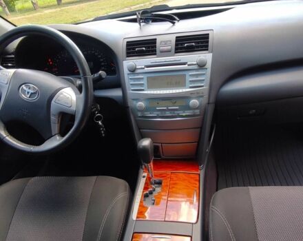 Черный Тойота Камри, объемом двигателя 2.4 л и пробегом 129 тыс. км за 10300 $, фото 3 на Automoto.ua