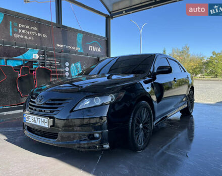 Черный Тойота Камри, объемом двигателя 3.5 л и пробегом 377 тыс. км за 10200 $, фото 1 на Automoto.ua