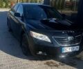 Чорний Тойота Камрі, об'ємом двигуна 2.36 л та пробігом 285 тис. км за 7900 $, фото 1 на Automoto.ua
