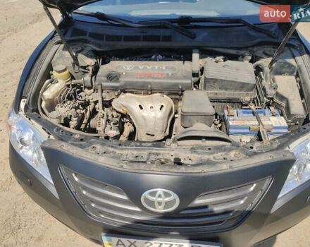 Черный Тойота Камри, объемом двигателя 2.4 л и пробегом 267 тыс. км за 8200 $, фото 20 на Automoto.ua