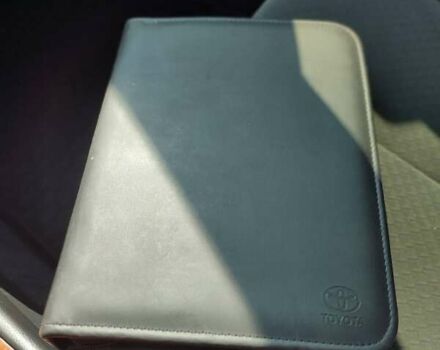 Чорний Тойота Камрі, об'ємом двигуна 2.4 л та пробігом 360 тис. км за 8300 $, фото 8 на Automoto.ua