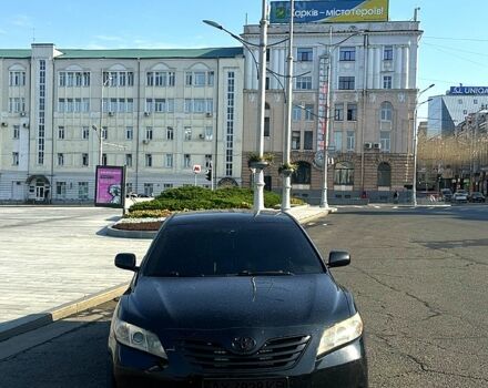 Черный Тойота Камри, объемом двигателя 2.4 л и пробегом 330 тыс. км за 8500 $, фото 4 на Automoto.ua