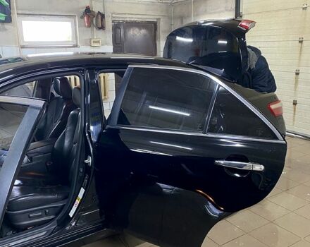 Черный Тойота Камри, объемом двигателя 2.4 л и пробегом 155 тыс. км за 10000 $, фото 4 на Automoto.ua