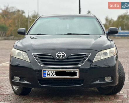 Черный Тойота Камри, объемом двигателя 3.5 л и пробегом 315 тыс. км за 8500 $, фото 5 на Automoto.ua