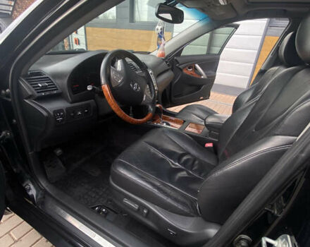 Черный Тойота Камри, объемом двигателя 3.5 л и пробегом 294 тыс. км за 9900 $, фото 11 на Automoto.ua