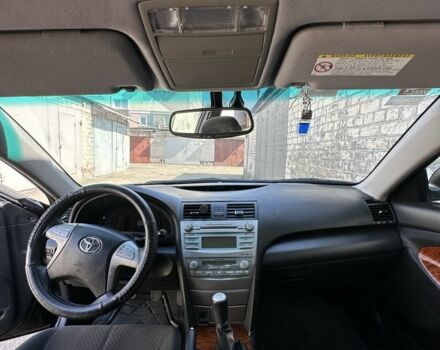 Черный Тойота Камри, объемом двигателя 2.4 л и пробегом 176 тыс. км за 9000 $, фото 16 на Automoto.ua