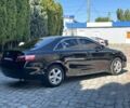 Черный Тойота Камри, объемом двигателя 2.4 л и пробегом 310 тыс. км за 7500 $, фото 3 на Automoto.ua