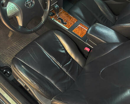 Черный Тойота Камри, объемом двигателя 2.36 л и пробегом 197 тыс. км за 9500 $, фото 27 на Automoto.ua