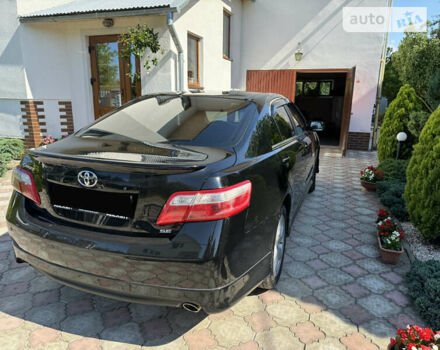 Черный Тойота Камри, объемом двигателя 3.5 л и пробегом 256 тыс. км за 9500 $, фото 4 на Automoto.ua