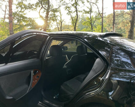 Черный Тойота Камри, объемом двигателя 2.36 л и пробегом 164 тыс. км за 8900 $, фото 13 на Automoto.ua