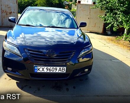 Черный Тойота Камри, объемом двигателя 2.4 л и пробегом 233 тыс. км за 8500 $, фото 2 на Automoto.ua