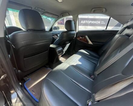 Черный Тойота Камри, объемом двигателя 2.4 л и пробегом 310 тыс. км за 7500 $, фото 18 на Automoto.ua