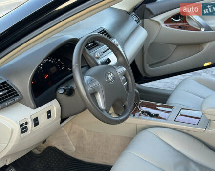 Черный Тойота Камри, объемом двигателя 2.4 л и пробегом 134 тыс. км за 11900 $, фото 71 на Automoto.ua