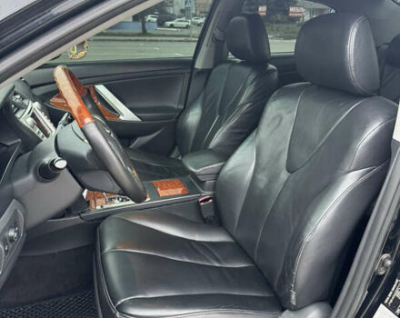 Черный Тойота Камри, объемом двигателя 3.5 л и пробегом 240 тыс. км за 7200 $, фото 8 на Automoto.ua