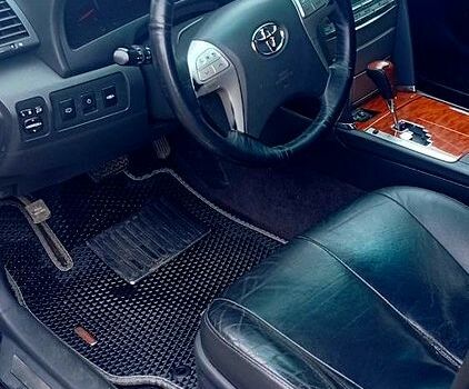 Чорний Тойота Камрі, об'ємом двигуна 3.5 л та пробігом 288 тис. км за 9800 $, фото 4 на Automoto.ua