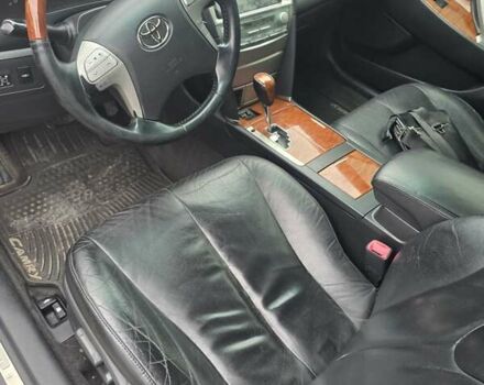 Чорний Тойота Камрі, об'ємом двигуна 3.5 л та пробігом 294 тис. км за 7800 $, фото 2 на Automoto.ua