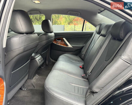 Черный Тойота Камри, объемом двигателя 3.5 л и пробегом 246 тыс. км за 11000 $, фото 40 на Automoto.ua