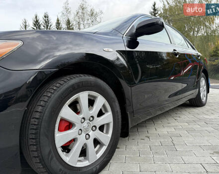 Черный Тойота Камри, объемом двигателя 3.5 л и пробегом 246 тыс. км за 11000 $, фото 26 на Automoto.ua