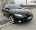 Черный Тойота Камри, объемом двигателя 3.5 л и пробегом 214 тыс. км за 8800 $, фото 1 на Automoto.ua