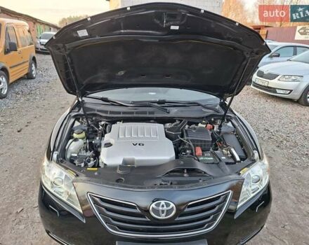 Чорний Тойота Камрі, об'ємом двигуна 3.46 л та пробігом 294 тис. км за 8800 $, фото 16 на Automoto.ua