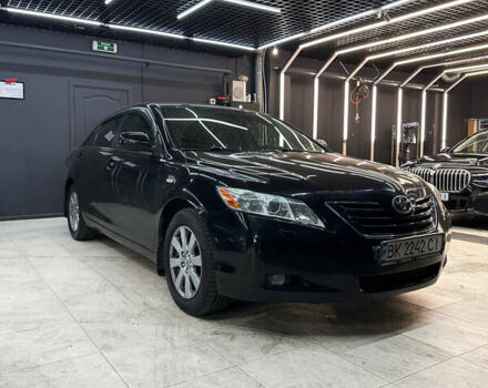 Черный Тойота Камри, объемом двигателя 2.36 л и пробегом 197 тыс. км за 9500 $, фото 2 на Automoto.ua