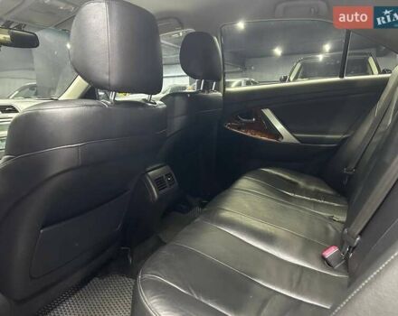 Тойота Камри 2008 в Черновцах на Automoto.ua Черный Тойота Камри, объемом двигателя 2.36 л и пробегом 290 тыс. км за 8000 $, фото 19 на Automoto.ua