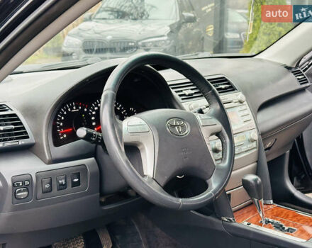 Чорний Тойота Камрі, об'ємом двигуна 2.36 л та пробігом 151 тис. км за 8800 $, фото 12 на Automoto.ua