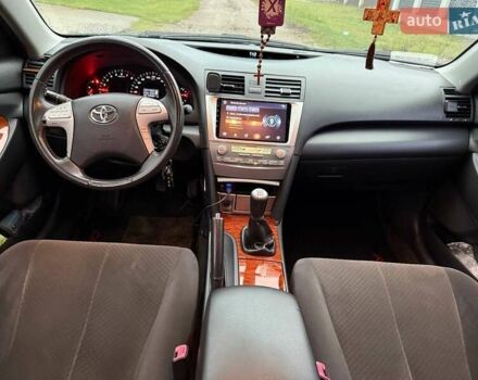 Черный Тойота Камри, объемом двигателя 2.36 л и пробегом 316 тыс. км за 8800 $, фото 19 на Automoto.ua
