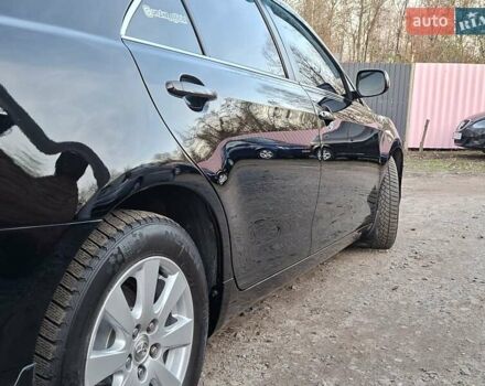 Чорний Тойота Камрі, об'ємом двигуна 3.46 л та пробігом 294 тис. км за 8800 $, фото 2 на Automoto.ua