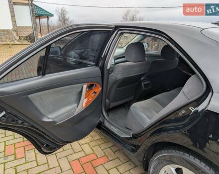 Черный Тойота Камри, объемом двигателя 2.4 л и пробегом 238 тыс. км за 7699 $, фото 19 на Automoto.ua