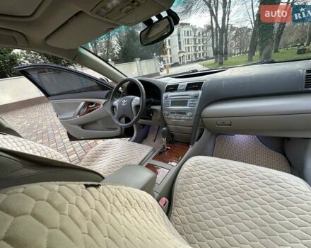 Черный Тойота Камри, объемом двигателя 2.36 л и пробегом 180 тыс. км за 8900 $, фото 31 на Automoto.ua