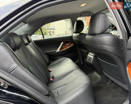 Черный Тойота Камри, объемом двигателя 3.5 л и пробегом 246 тыс. км за 11000 $, фото 44 на Automoto.ua