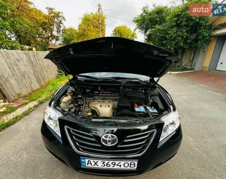 Чорний Тойота Камрі, об'ємом двигуна 2.36 л та пробігом 157 тис. км за 8500 $, фото 16 на Automoto.ua