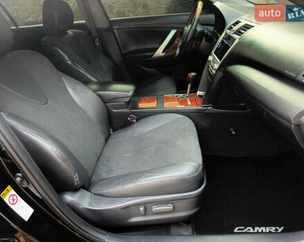 Тойота Камри 2009 в Могилев-Подольском на Automoto.ua Черный Тойота Камри, объемом двигателя 3.5 л и пробегом 205 тыс. км за 11500 $, фото 22 на Automoto.ua