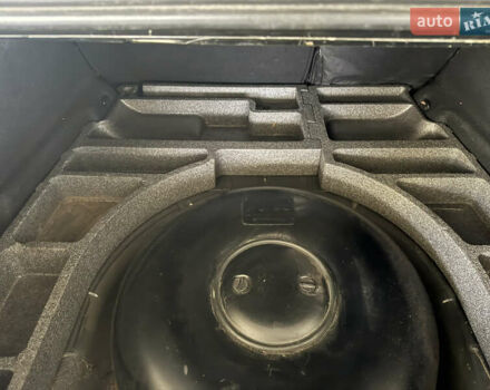 Черный Тойота Камри, объемом двигателя 2.4 л и пробегом 189 тыс. км за 8600 $, фото 24 на Automoto.ua