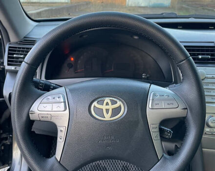 Черный Тойота Камри, объемом двигателя 2.4 л и пробегом 366 тыс. км за 6500 $, фото 19 на Automoto.ua