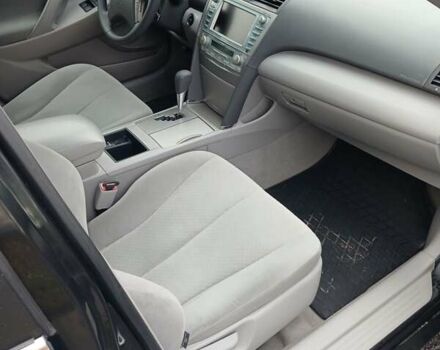 Черный Тойота Камри, объемом двигателя 2.36 л и пробегом 268 тыс. км за 9500 $, фото 6 на Automoto.ua