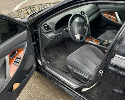 Тойота Камри 2009 в Киеве на Automoto.ua Черный Тойота Камри, объемом двигателя 2.36 л и пробегом 299 тыс. км за 9200 $, фото 11 на Automoto.ua