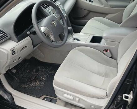 Черный Тойота Камри, объемом двигателя 2.36 л и пробегом 268 тыс. км за 9500 $, фото 16 на Automoto.ua