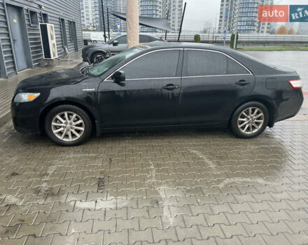 Чорний Тойота Камрі, об'ємом двигуна 2.4 л та пробігом 267 тис. км за 9800 $, фото 1 на Automoto.ua