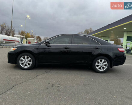 Черный Тойота Камри, объемом двигателя 2.4 л и пробегом 189 тыс. км за 8600 $, фото 7 на Automoto.ua