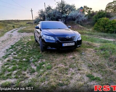 Чорний Тойота Камрі, об'ємом двигуна 2.4 л та пробігом 202 тис. км за 9500 $, фото 1 на Automoto.ua