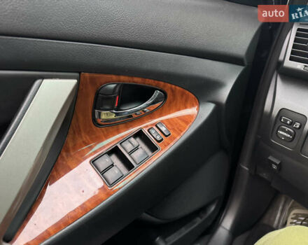Черный Тойота Камри, объемом двигателя 2.4 л и пробегом 189 тыс. км за 8600 $, фото 15 на Automoto.ua