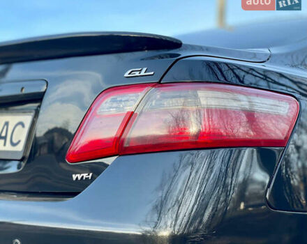 Черный Тойота Камри, объемом двигателя 2.4 л и пробегом 450 тыс. км за 7200 $, фото 6 на Automoto.ua